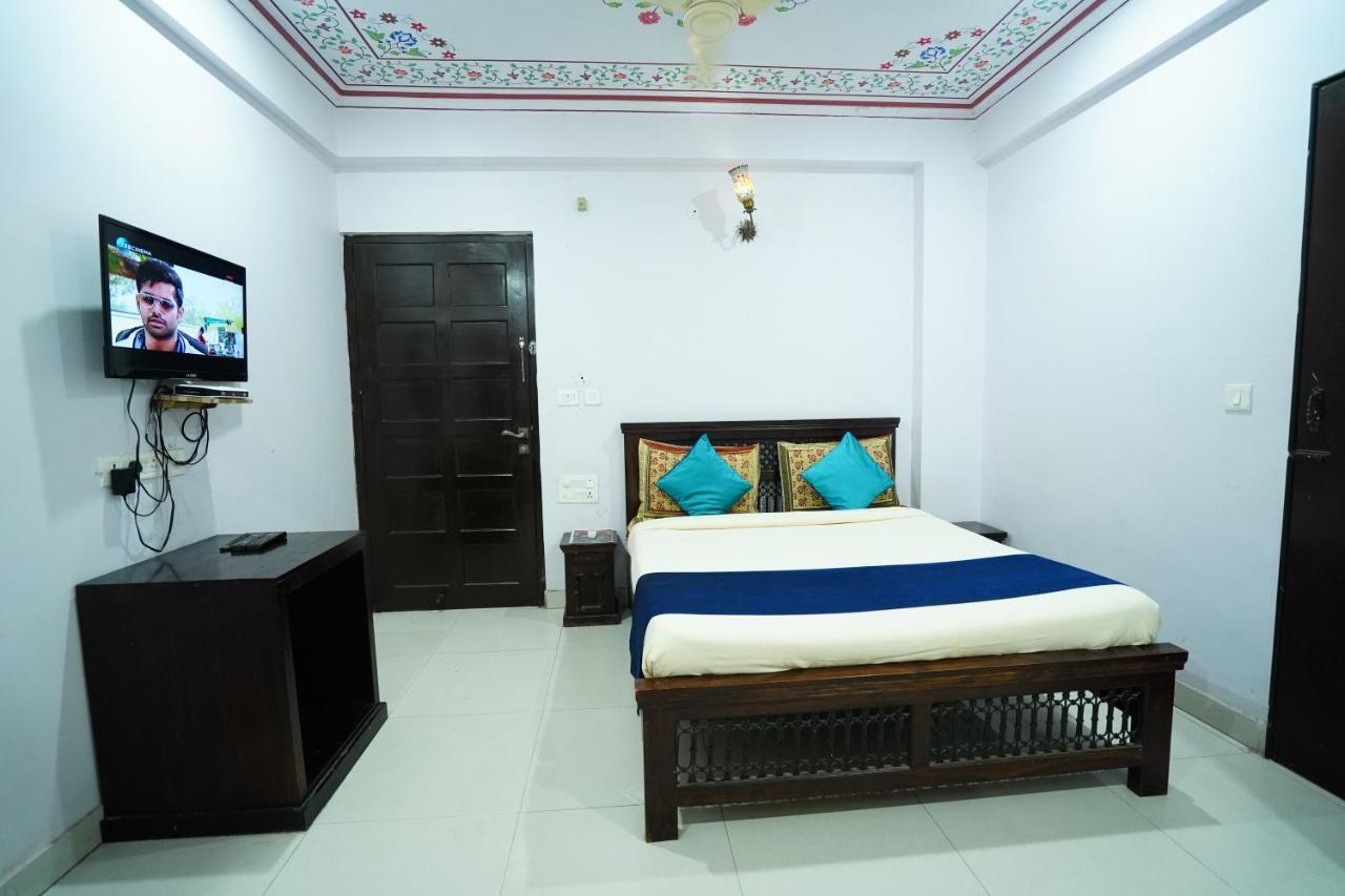 Hotel Jal Mahal Haveli ชัยปุระ ภายนอก รูปภาพ