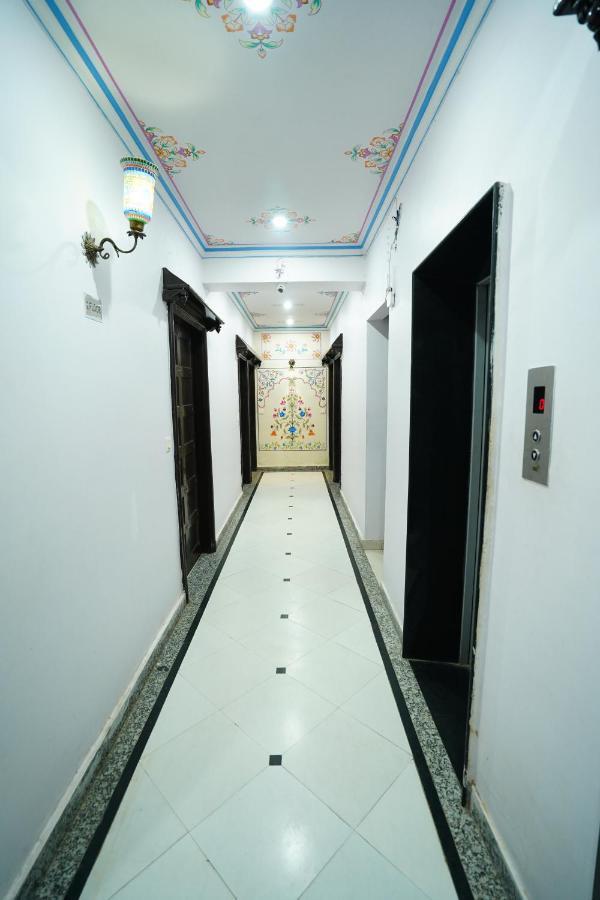 Hotel Jal Mahal Haveli ชัยปุระ ภายนอก รูปภาพ